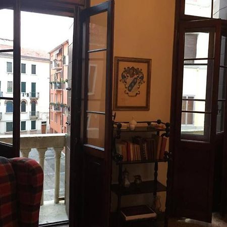 Appartement A Casa Di Claudia à Venise Extérieur photo